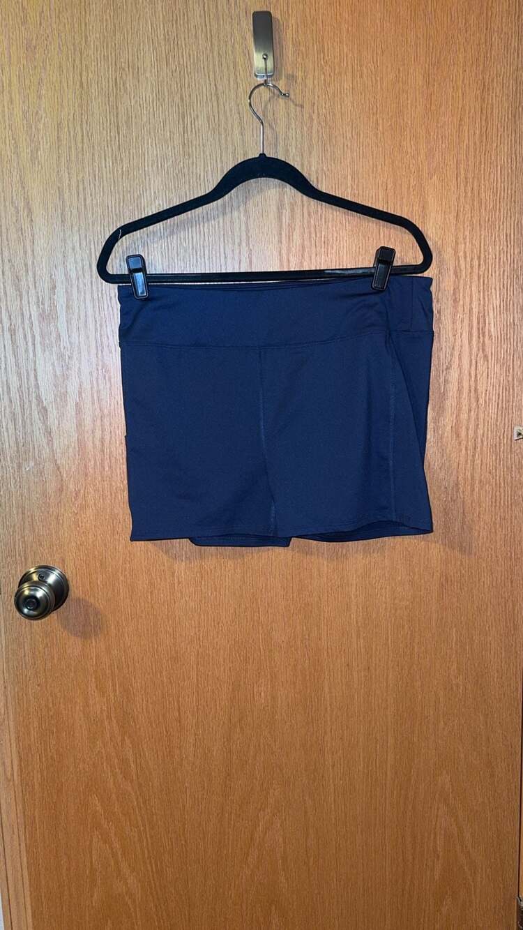 Tommy Bahama Golf Navy Blue Athletic Shorts with Side Pocket Size XL